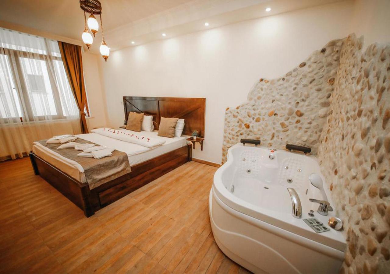Sea House Hotel อักวา ภายนอก รูปภาพ