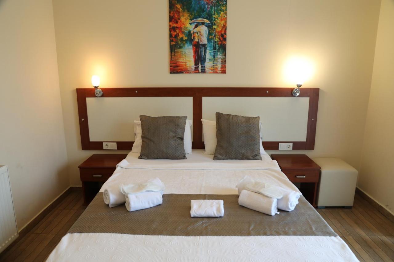 Sea House Hotel อักวา ภายนอก รูปภาพ
